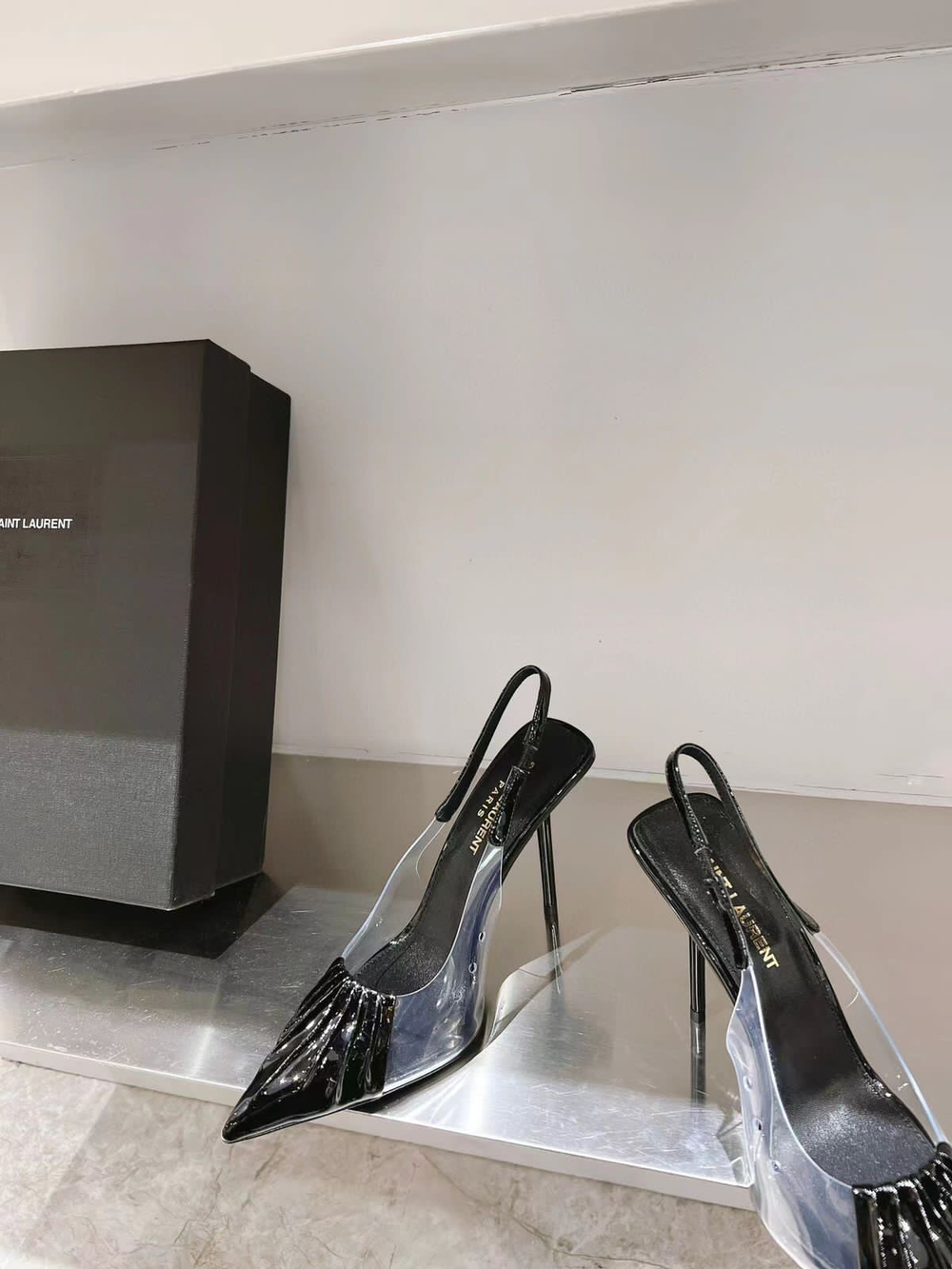 Туфли Yves Saint Laurent