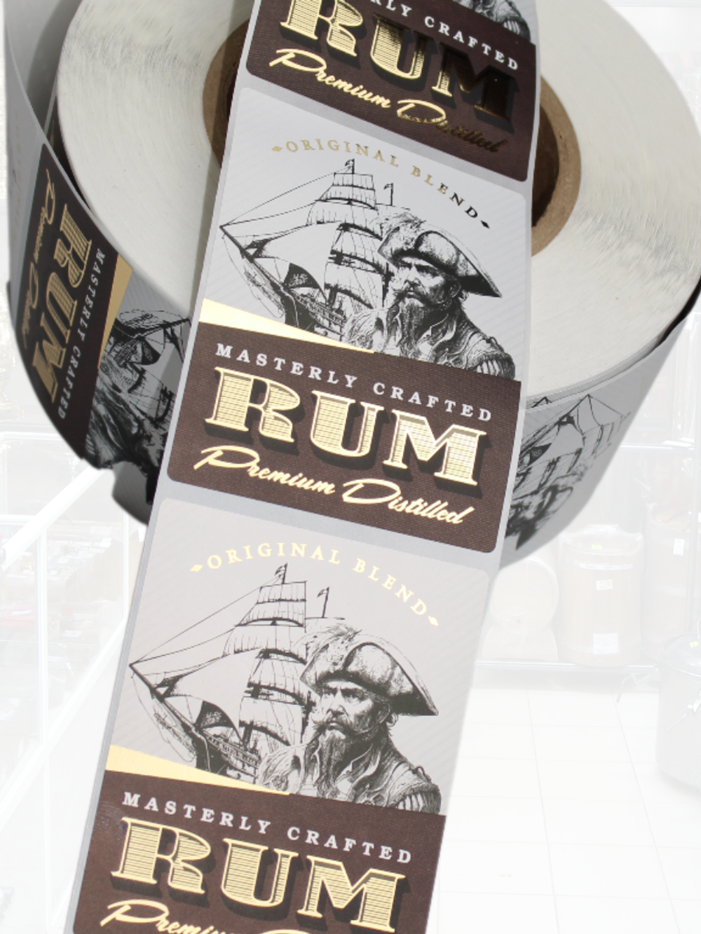 Наклейки на бутылки "РОМ" блестящие