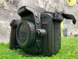 Nikon D90 9.100 кадров