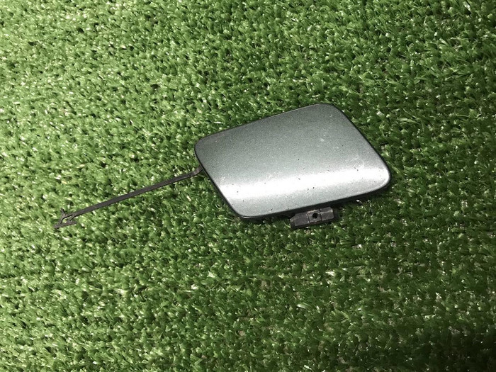 Заглушка буксировочного крюка Audi A4 B9 (15-20)