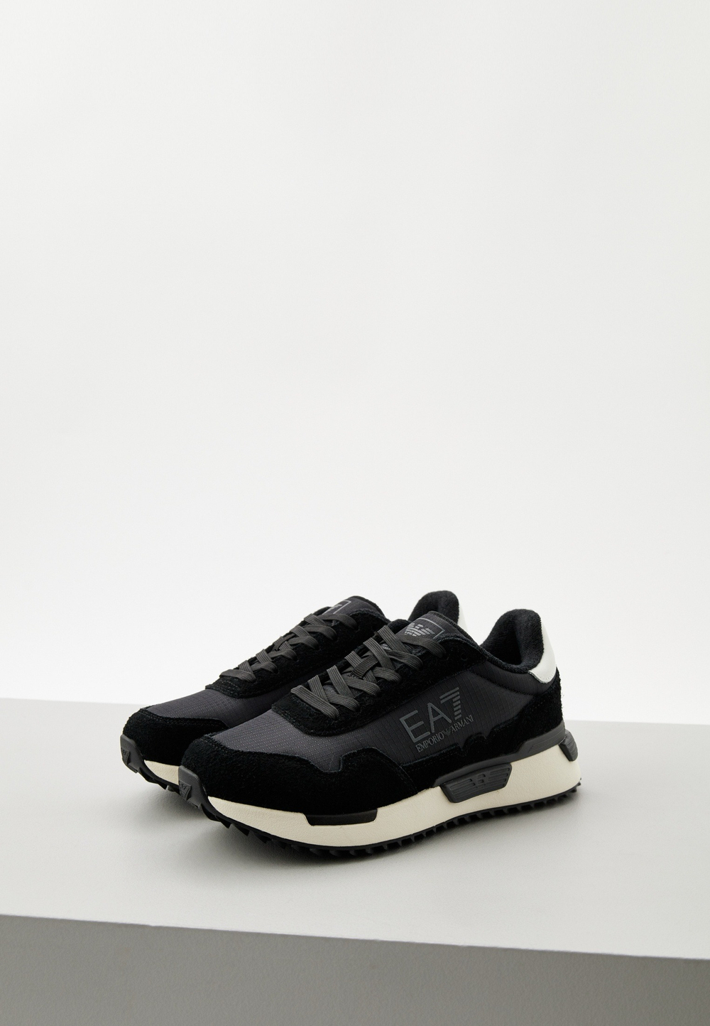 Кроссовки мужские EA7