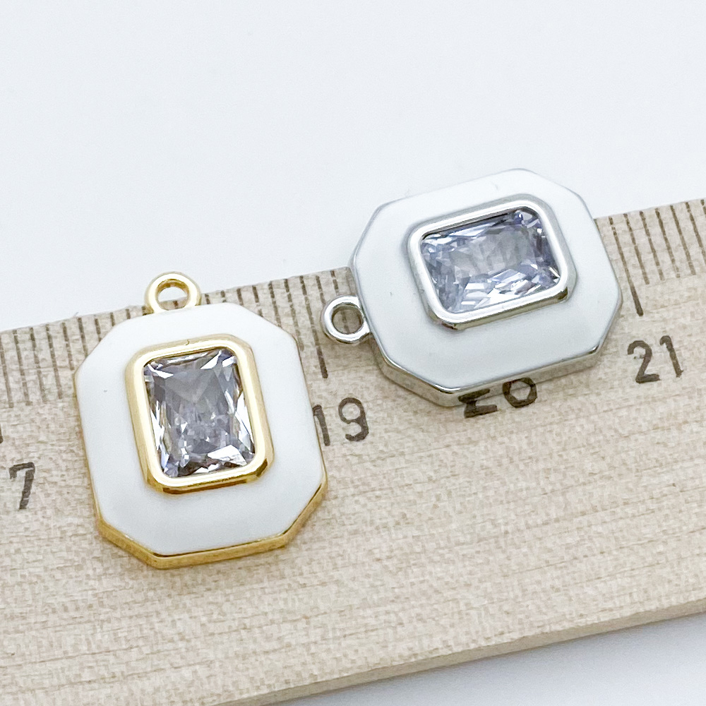 Подвеска Прямоугольник, цвет серебро+белый, фианит, размер 18*13 мм, цена за 1 шт