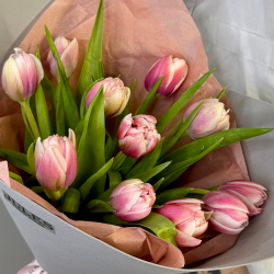 Букет из пионовидных тюльпанов 11 шт