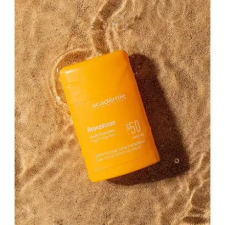 Солнцезащитный стик для лица и чувствительных зон SPF50+