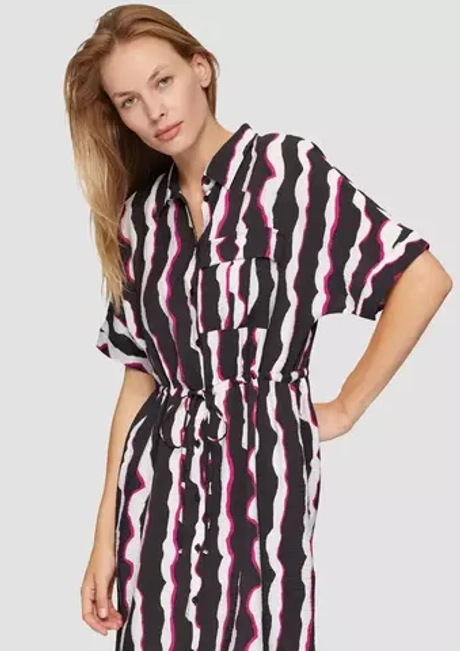 Платье-рубашка с креповой текстурой