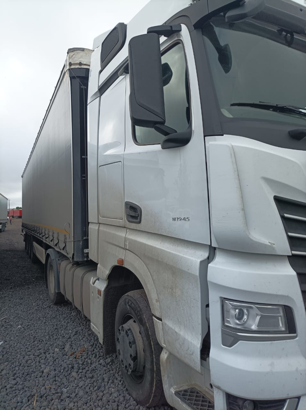 КамАЗ 54901 4x2 Седельный тягач 54901-054-94 (Дизельный, 11,9 л, 450 л.с., АТ)