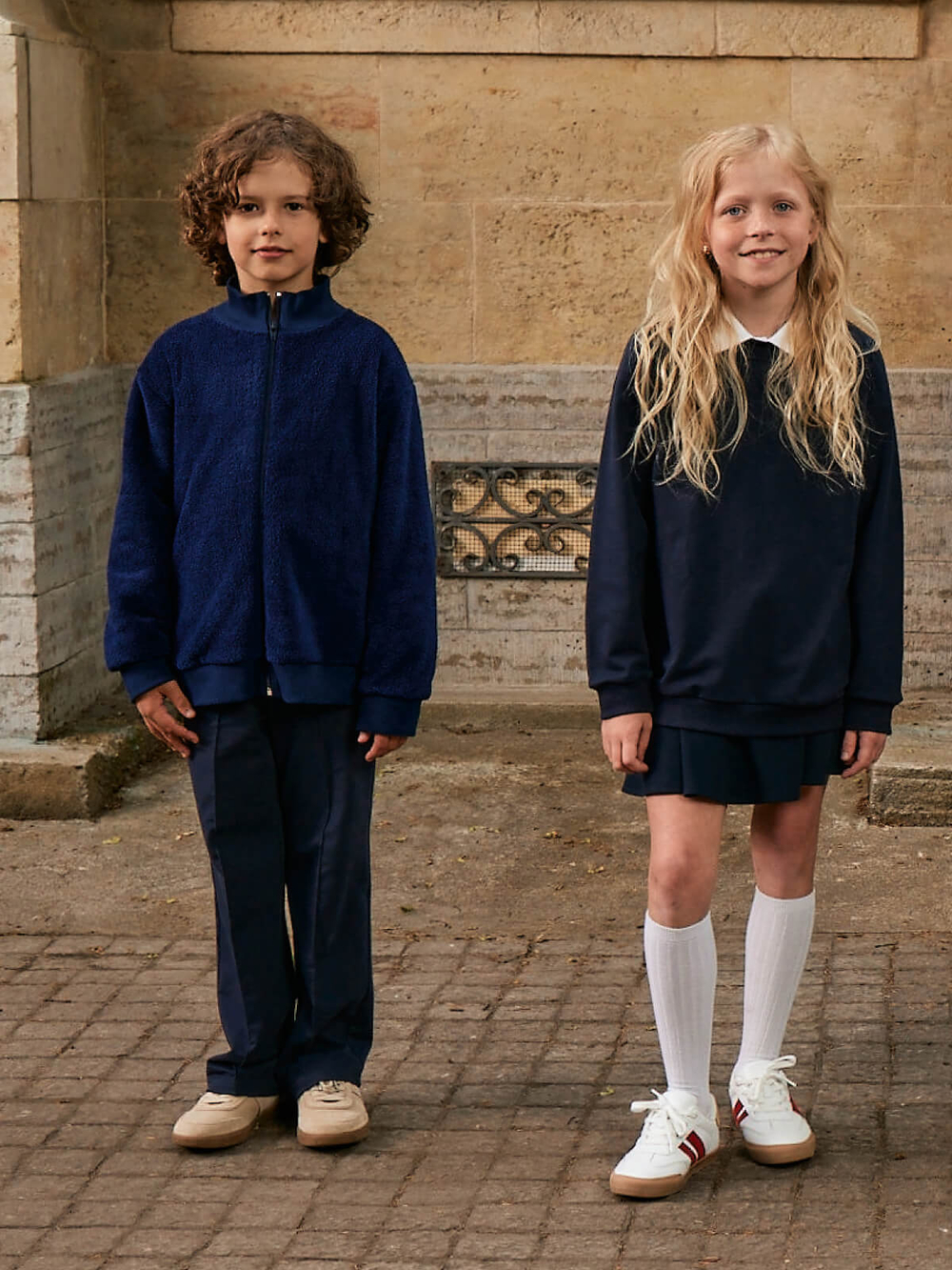 Плюшевый бомбер Mjölk School Blue