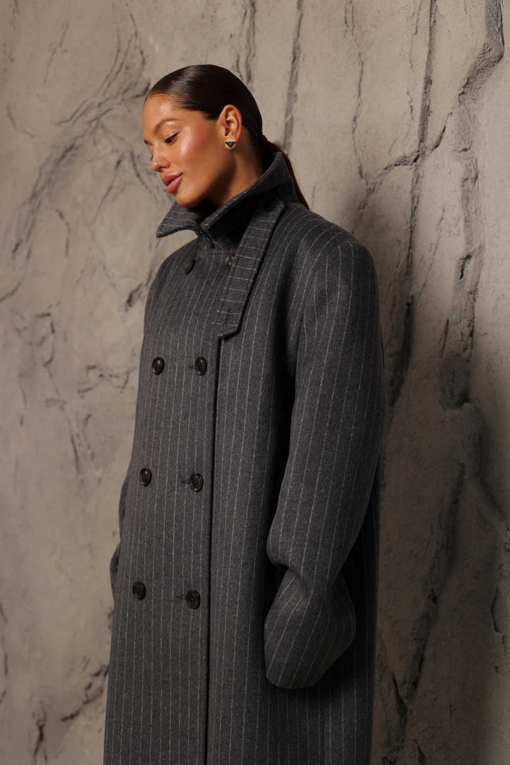 Двубортное пальто