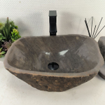 Раковина из речного камня RS-65117 48*35*15 0856