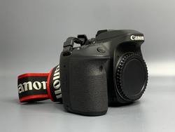 Canon 80D 5.600 кадров