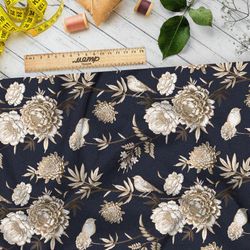 Ткань шифон белые пионы на чёрном