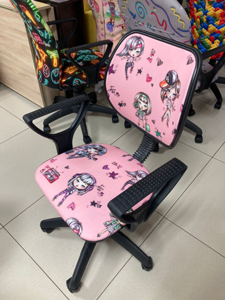 Кресло Форум-2 сетка Девочка розовая п Гольф (упак фирмы)