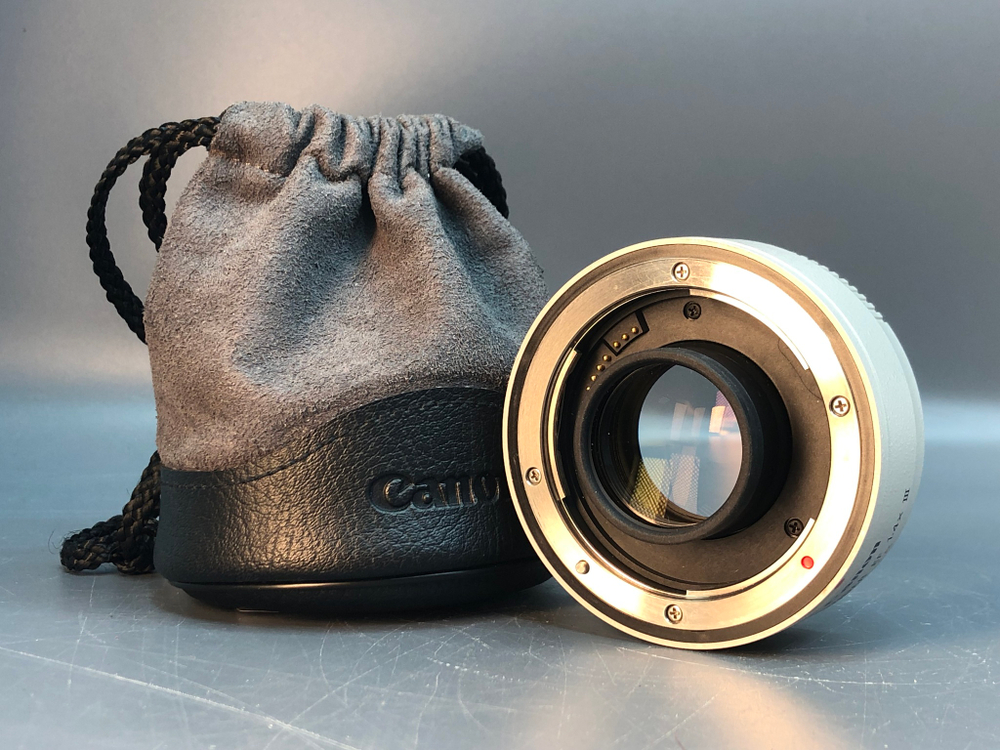 Телеконвертер Canon Extender EF 1.4x III