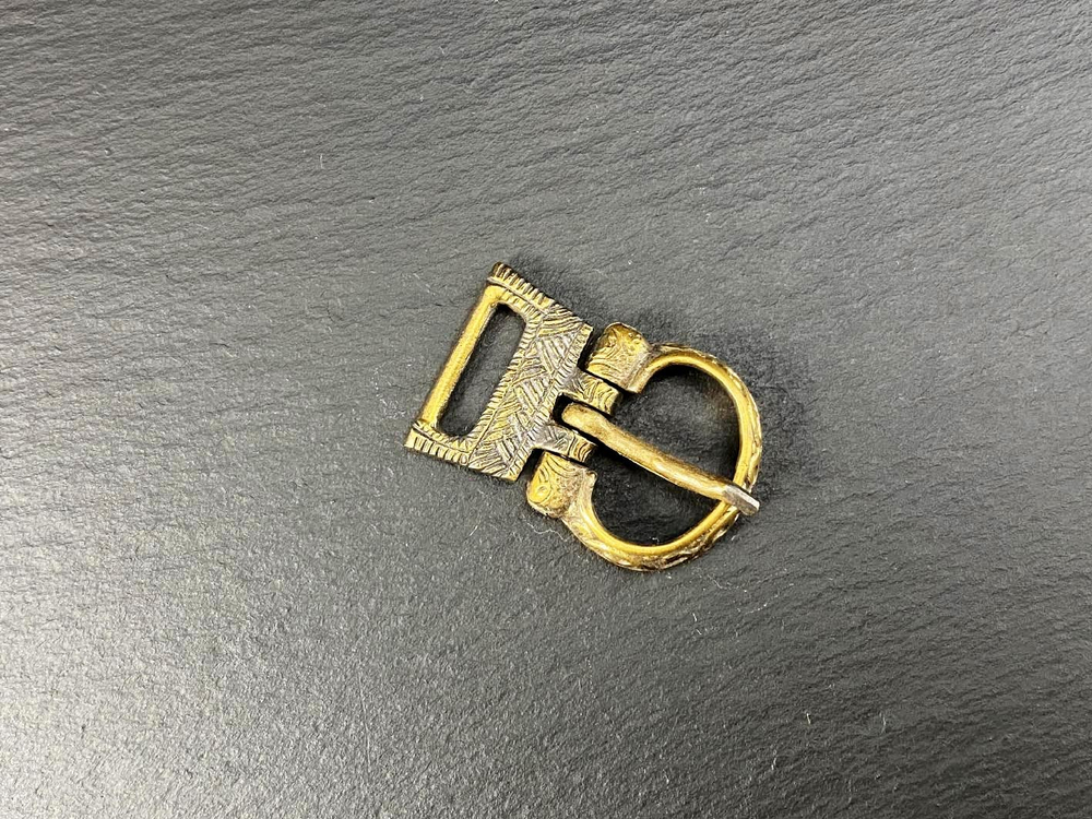 Пряжка. Монголы, 13-14 век.