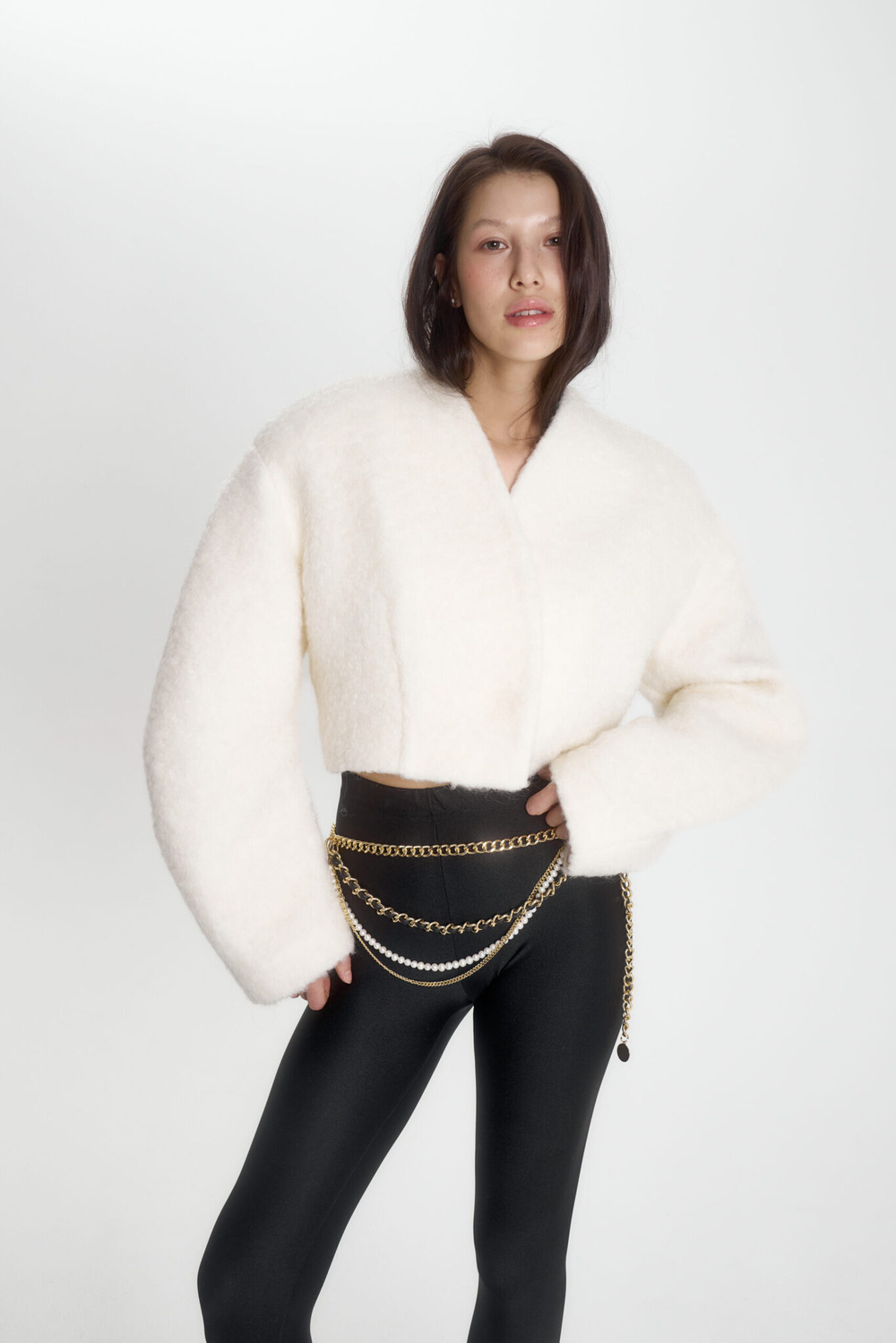 Укороченный жакет из шерсти