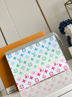 Louis Vuitton Pochette Voyage MM
