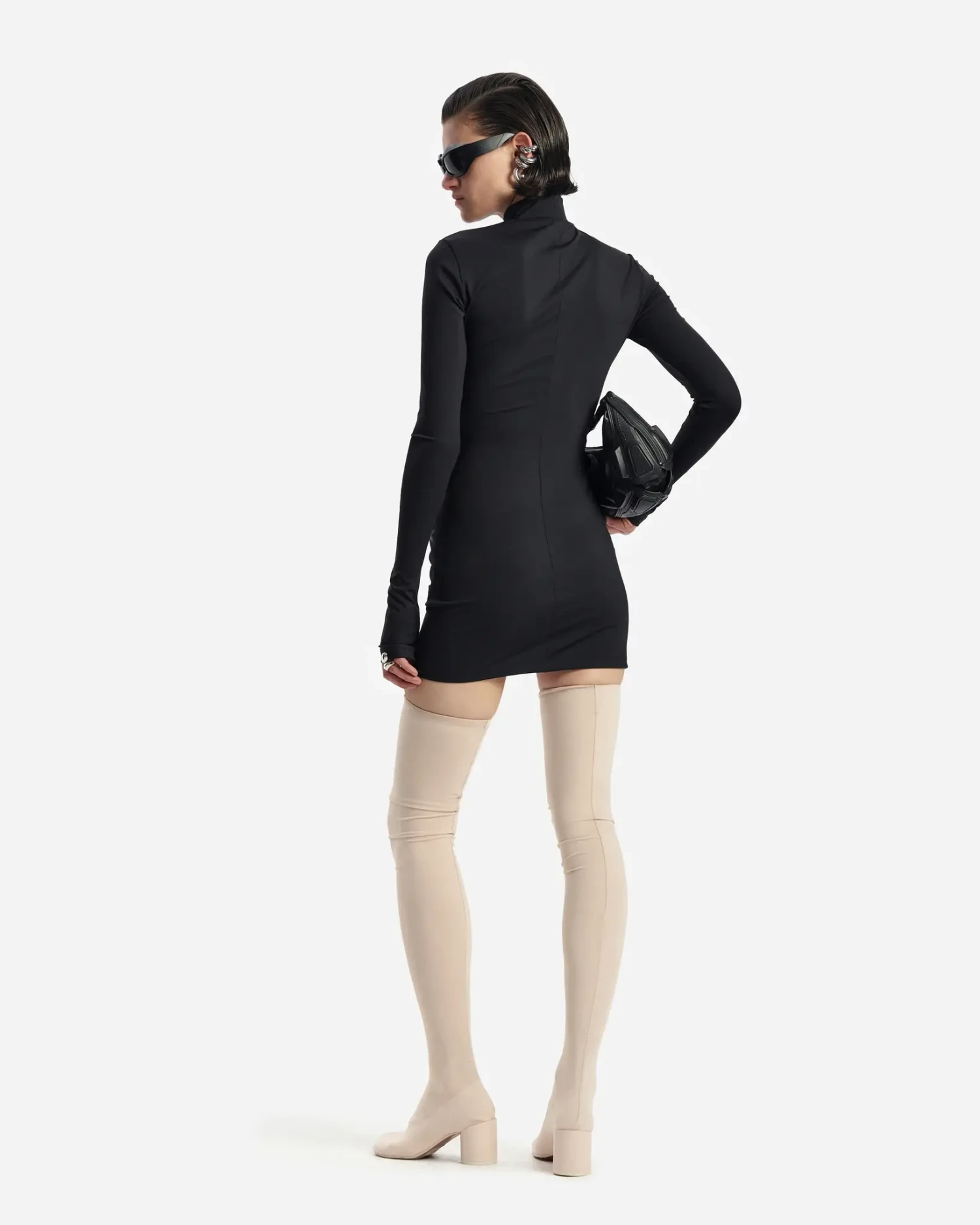 Платье-перчатка