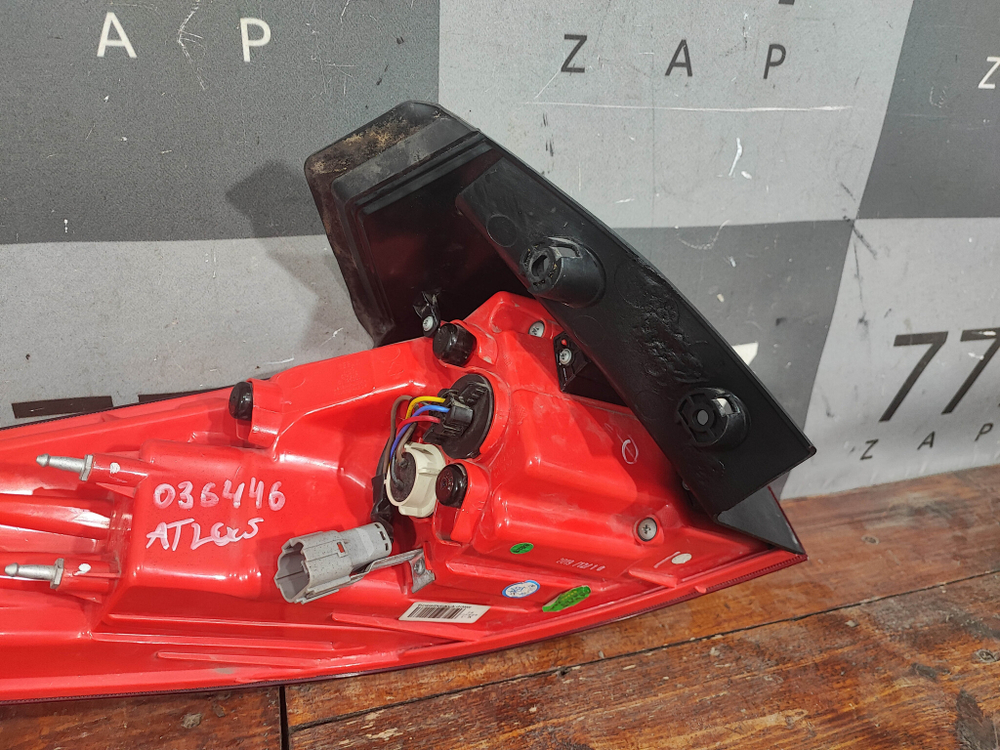 Фонарь задний правый Geely Atlas 1 (NL-3) 16-22 Б/У Оригинал 01725301