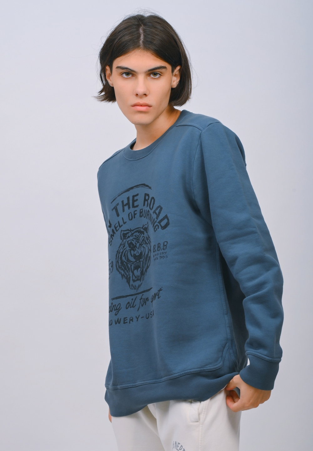 Свитшот Bowery NYC "On The Road" Legio Blue