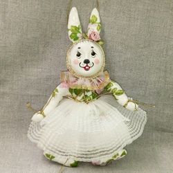 Ёлочная игрушка Крольчиха