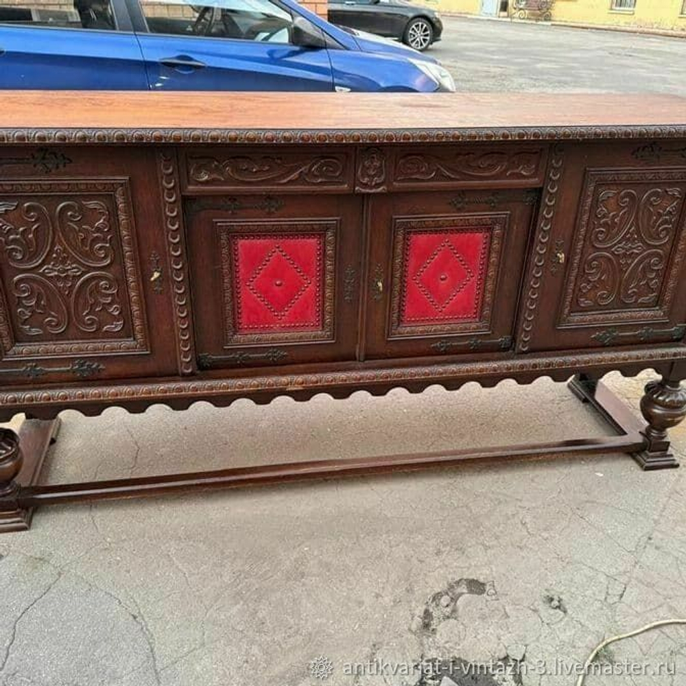 Старинный комод