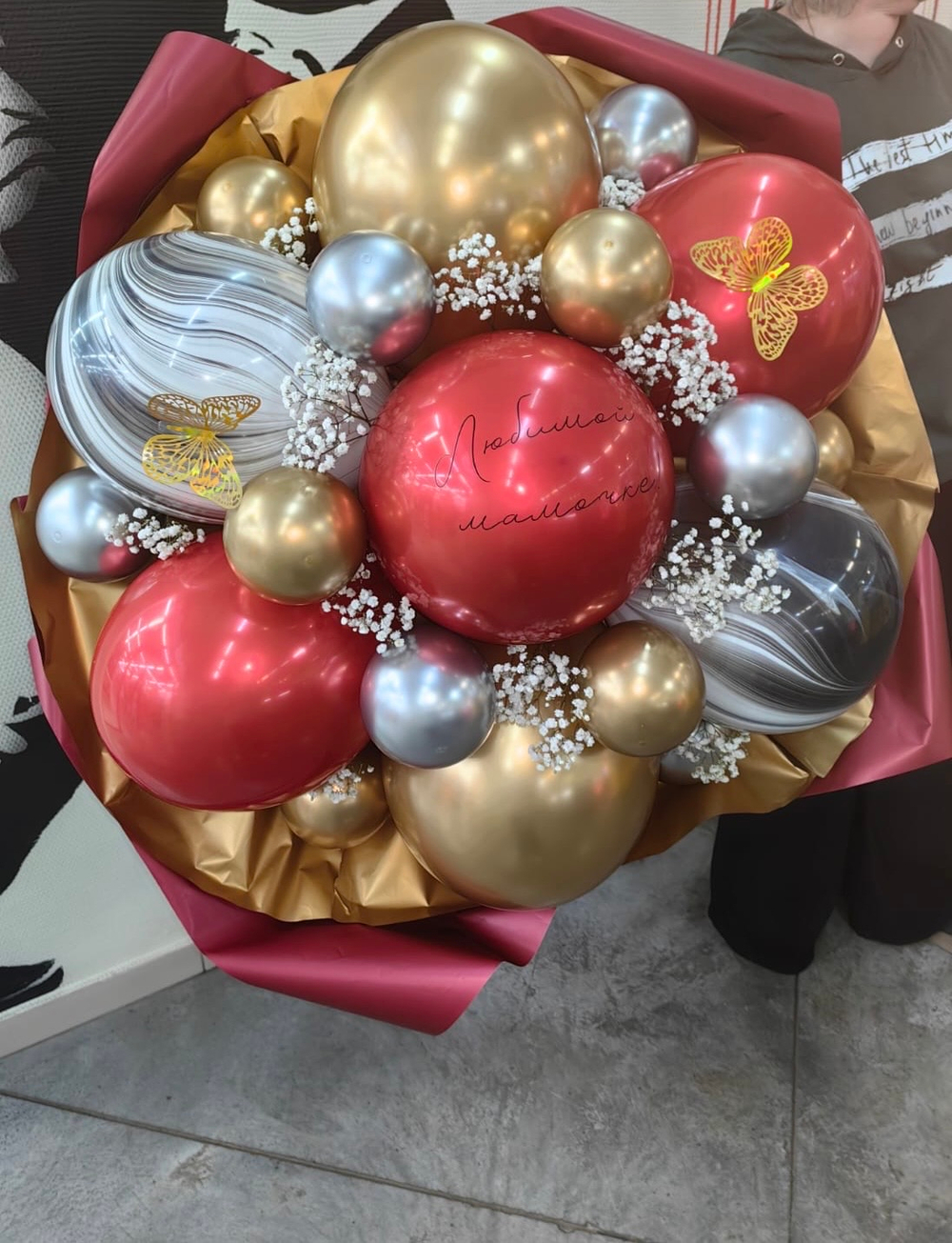 Вау букет в красной гамме, размер М