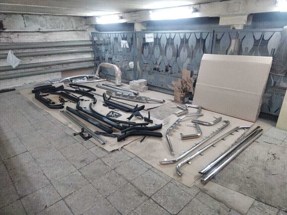 Пороги алюминиевые Lada Vesta SW Cross (2015-2022) Optima серебристые