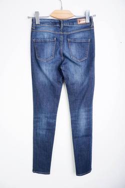 Джинсы Mango практичные, маркировка 32, визуально на 40 размер