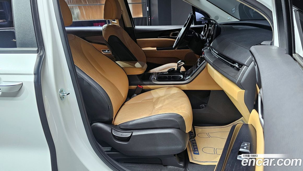 Kia Carnival (Sedona) 4 Generation 9-и местный Prestige (11.2020)