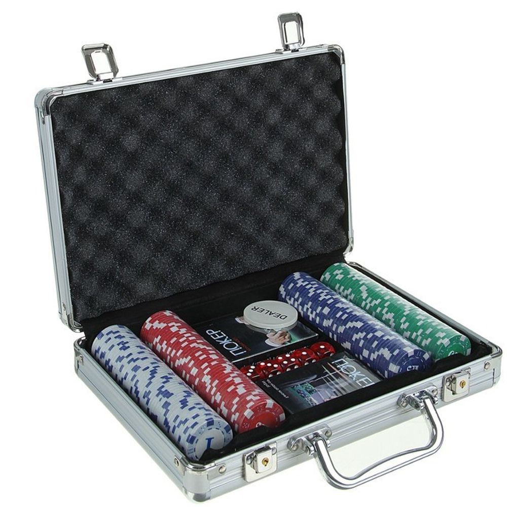 Покер в металлическом кейсе (карты 2 колоды, фишки 200 шт, 5 кубиков), 20.5х29 см