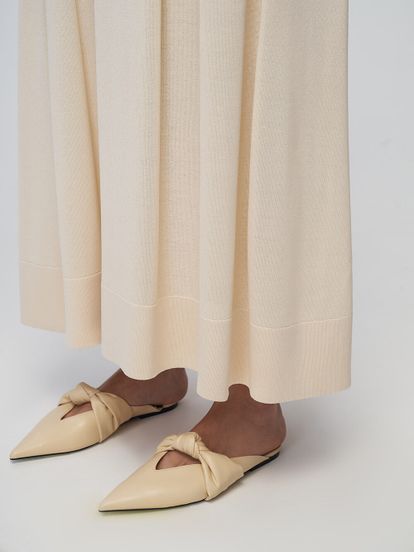 Женская юбка молочного цвета из шелка и вискозы - фото 4