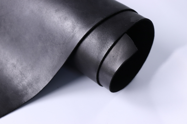 1,8-2,2 Юфть черная с отделкой ANTICA