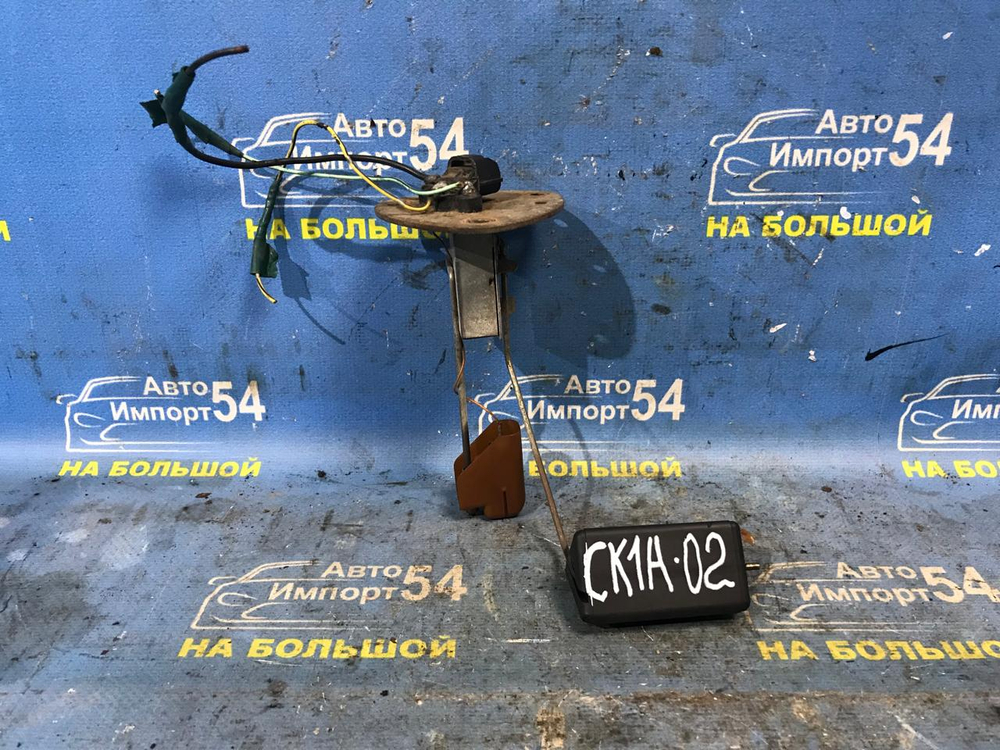 Датчик уровня топлива MITSUBISHI LANCER 2000