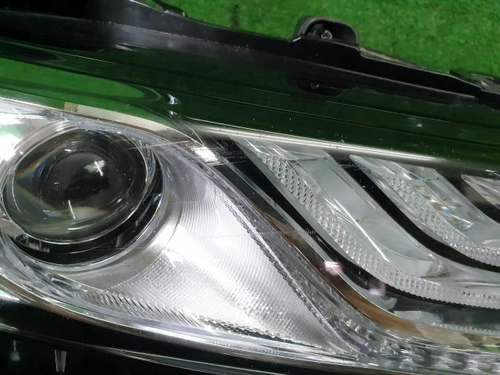 Фара правая Toyota Camry xv70 (2020-н.в.) LED