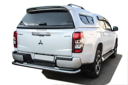 Защита заднего бампера (нержавейка) Mitsubishi L-200 (2018-2023) d57 с бампером