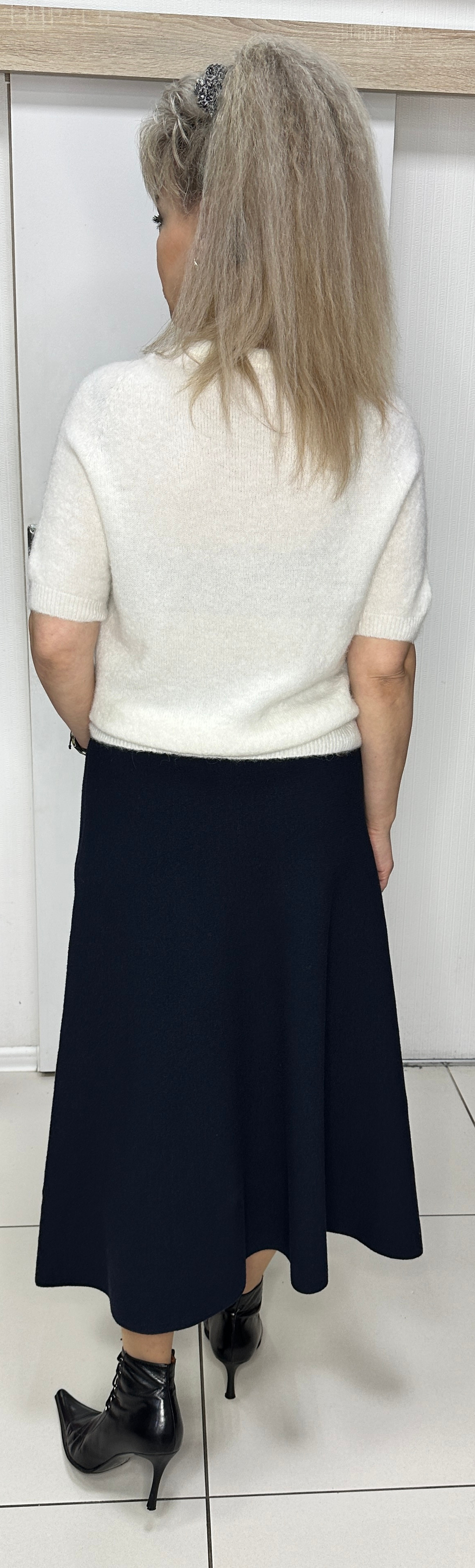 Юбка трикотажная, гаде в темно-синем цвете