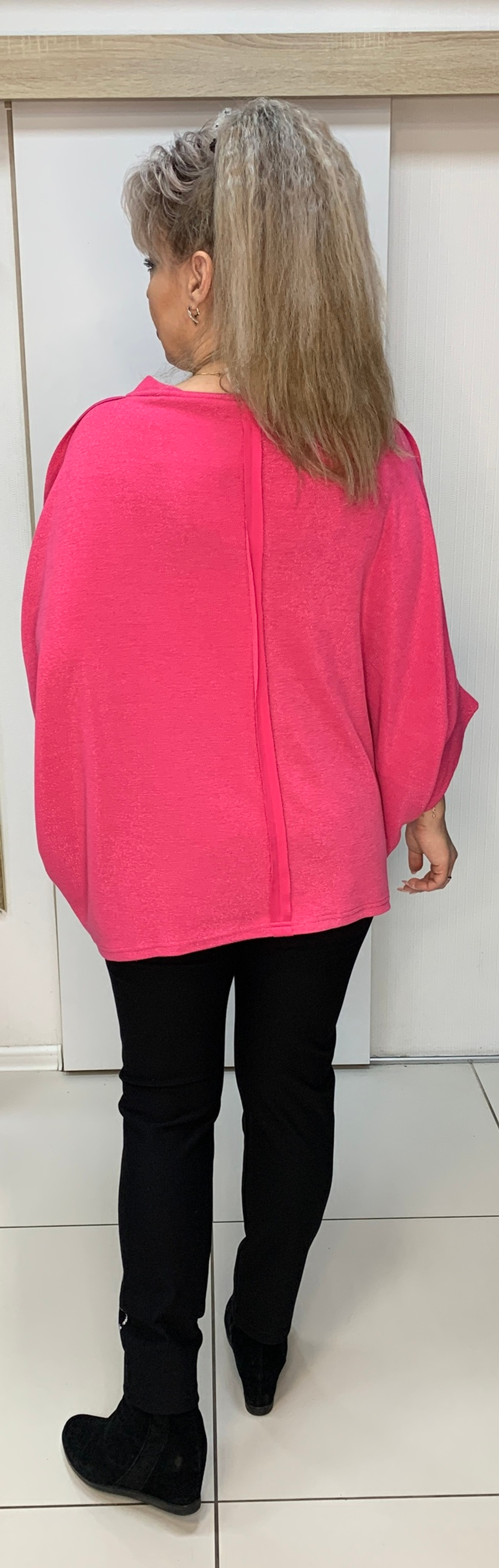 Нарядный блузон с люрексом и "швами" наружу