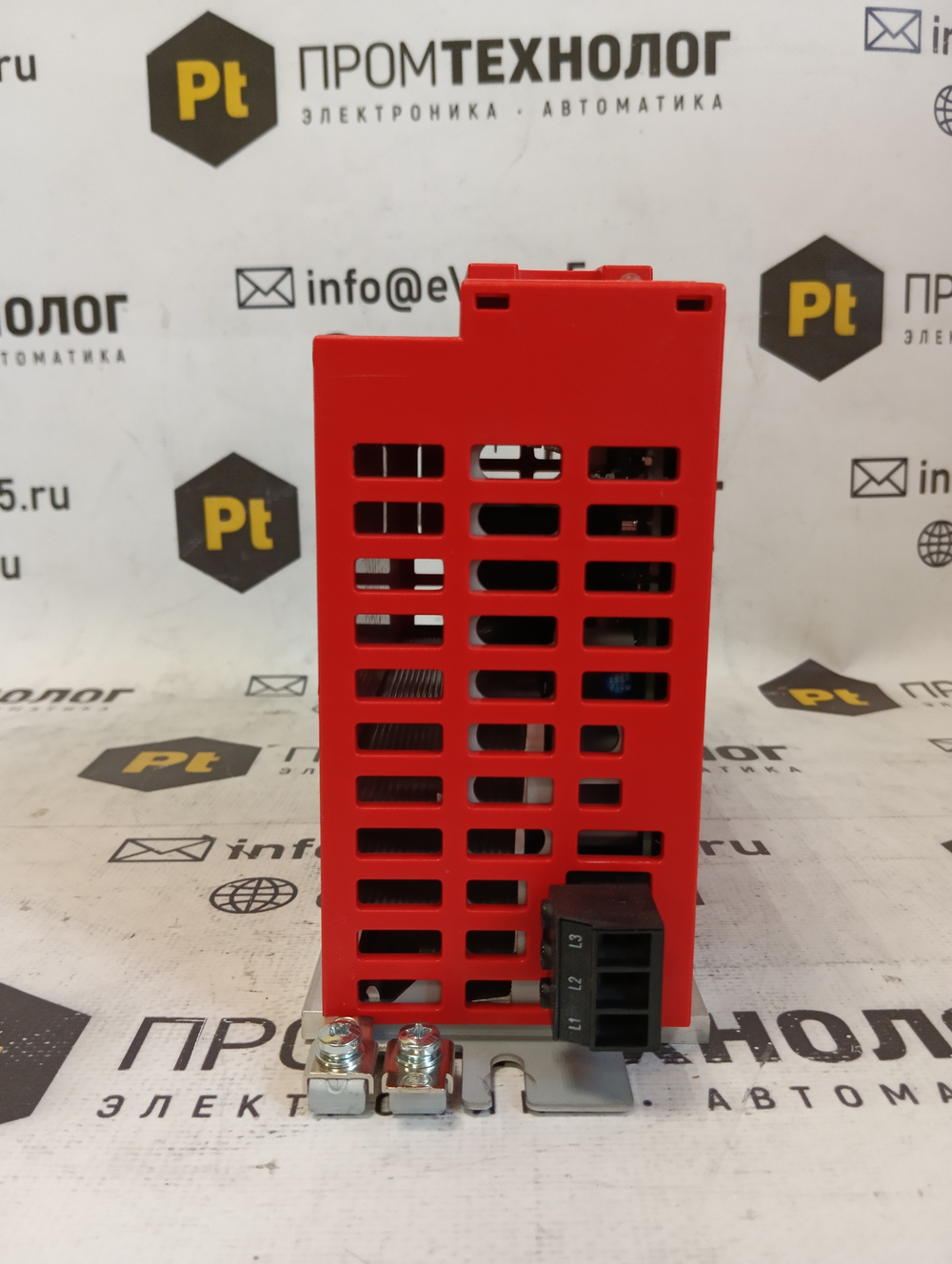 SEW Eurodrive Movitrac MC07B0008-5A3-4-00 с хранения