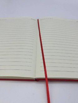 Блокнот В5 25*17см 80 л красный (201688429-9)