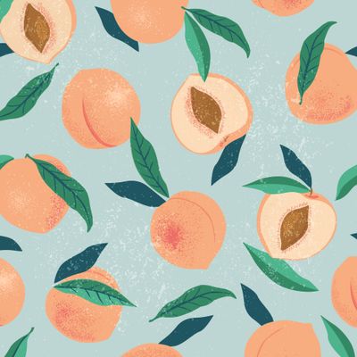 Спелые персики или абрикосы