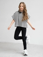 Черно-белый костюм для девочки в полоску