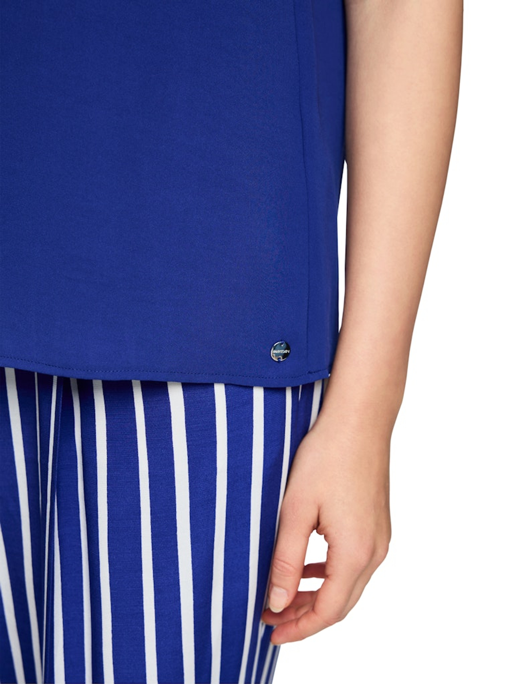 Marc-Cain-Ad_FrühjahrSommer-2026_757_AA-51.02-W90_5