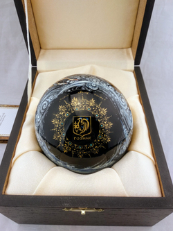 Шар новогодний с логотипом или по индивидуальному сюжету (ручная роспись)