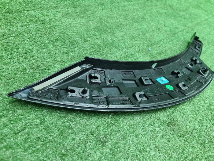 Накладка двери задняя правая Zeekr X (2023-н.в.)