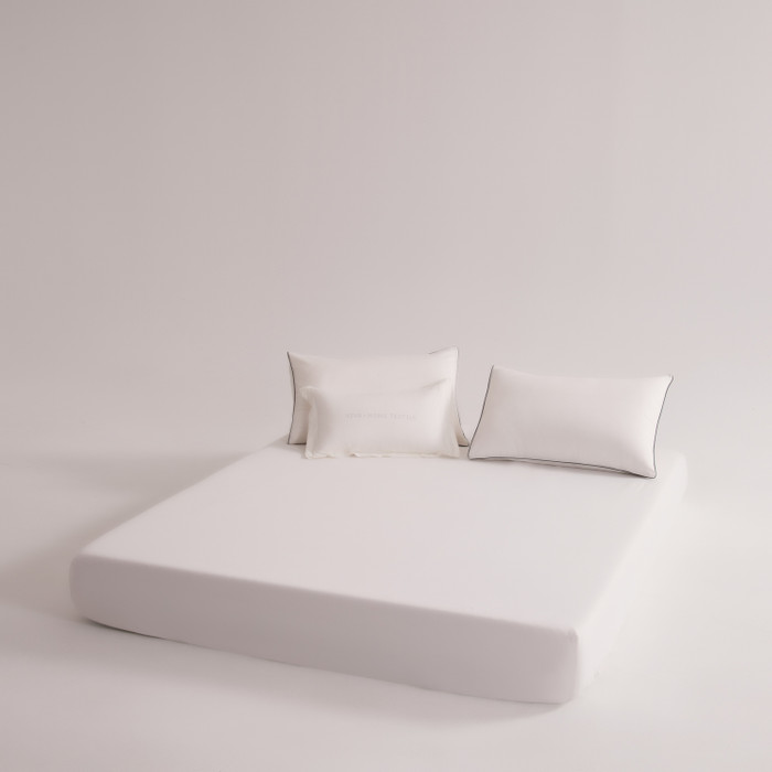 Комплект постельного белья на резинке Однотонный Сатин Элитный «Атмосфера уюта»