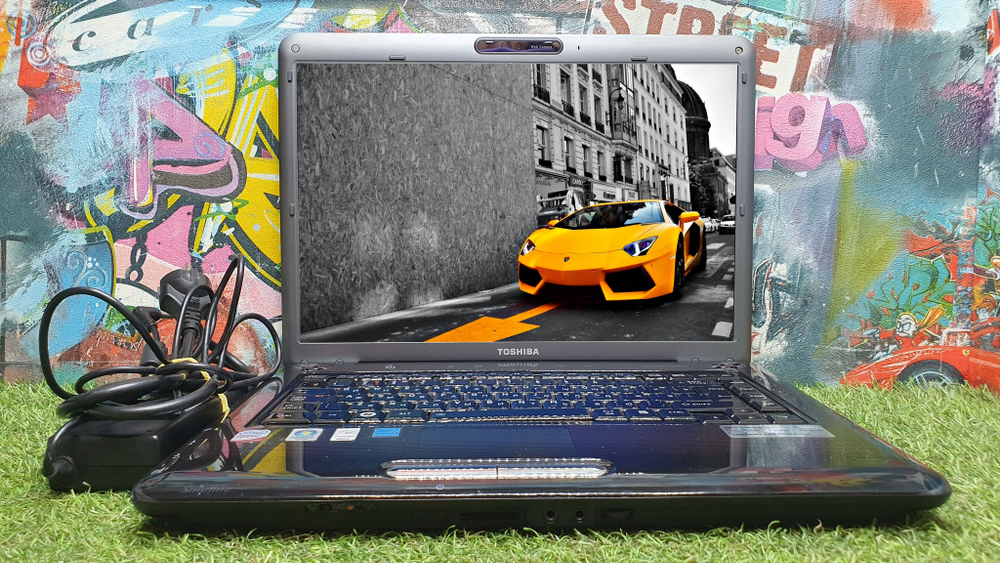Ноутбук Toshiba Inel/3Gb