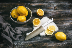 Нож кухонный Сантоку 17.5см Samura Harakiri SHR-0095W/A