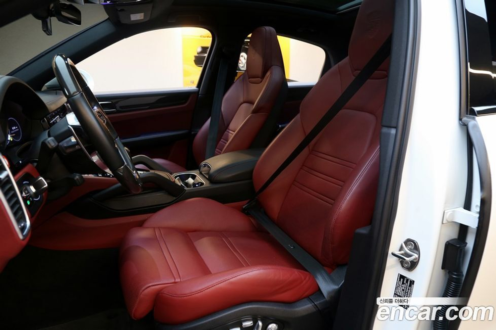 Porsche Cayenne (PO536) 3.0 Coupe (07.2020)