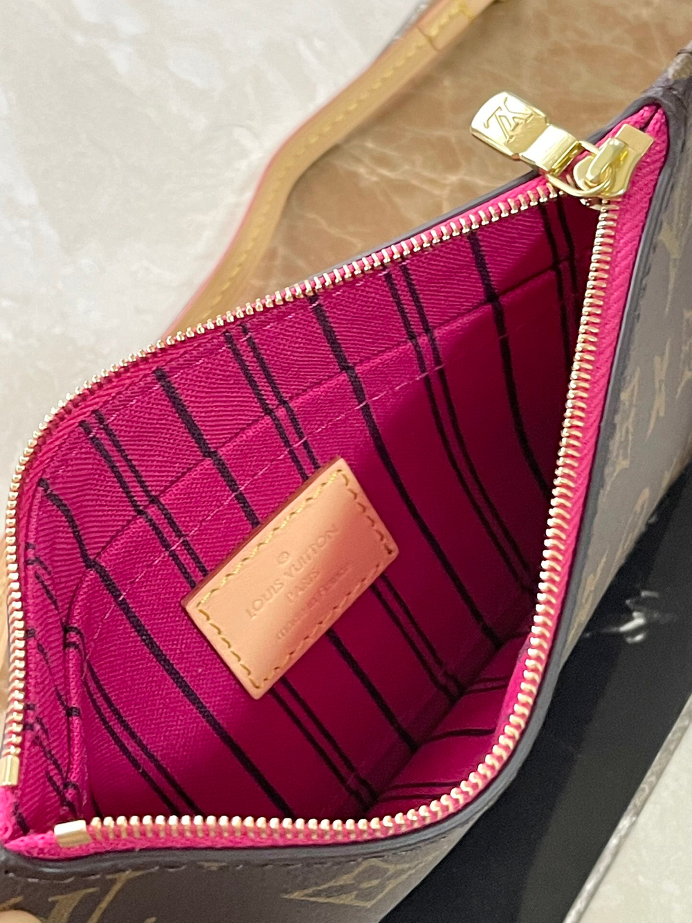 Louis Vuitton Neverfull PM