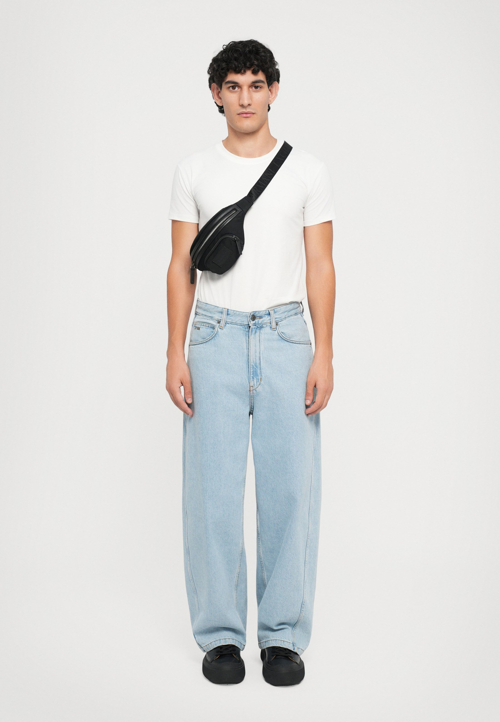 Armani Exchange UNISEX - Поясная сумка - Чёрный
